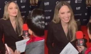 Video 'bé trai xin được Angelina Jolie nhận nuôi' gây chú ý Video 'bé trai xin được Angelina Jolie nhận nuôi' gây chú ý
